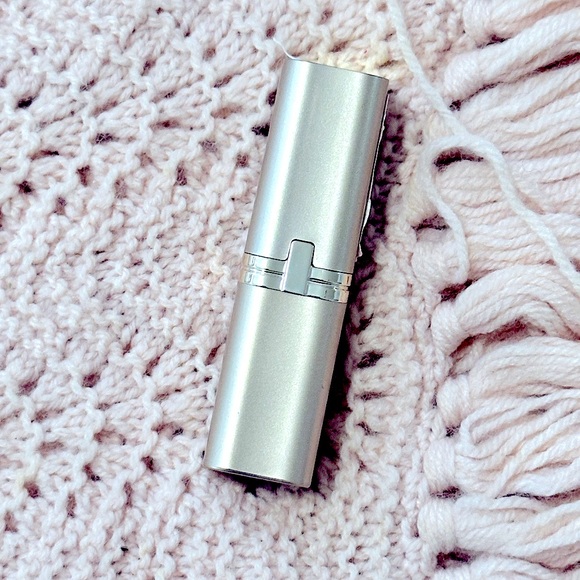 NEW:L'Oreal Paris Colour Riche Satin Moisturizing Lipstick #843 “Toasted Almond” - Picture 8 of 15